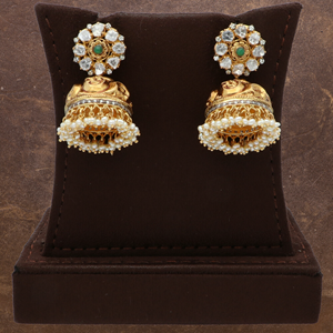 Jhumkas